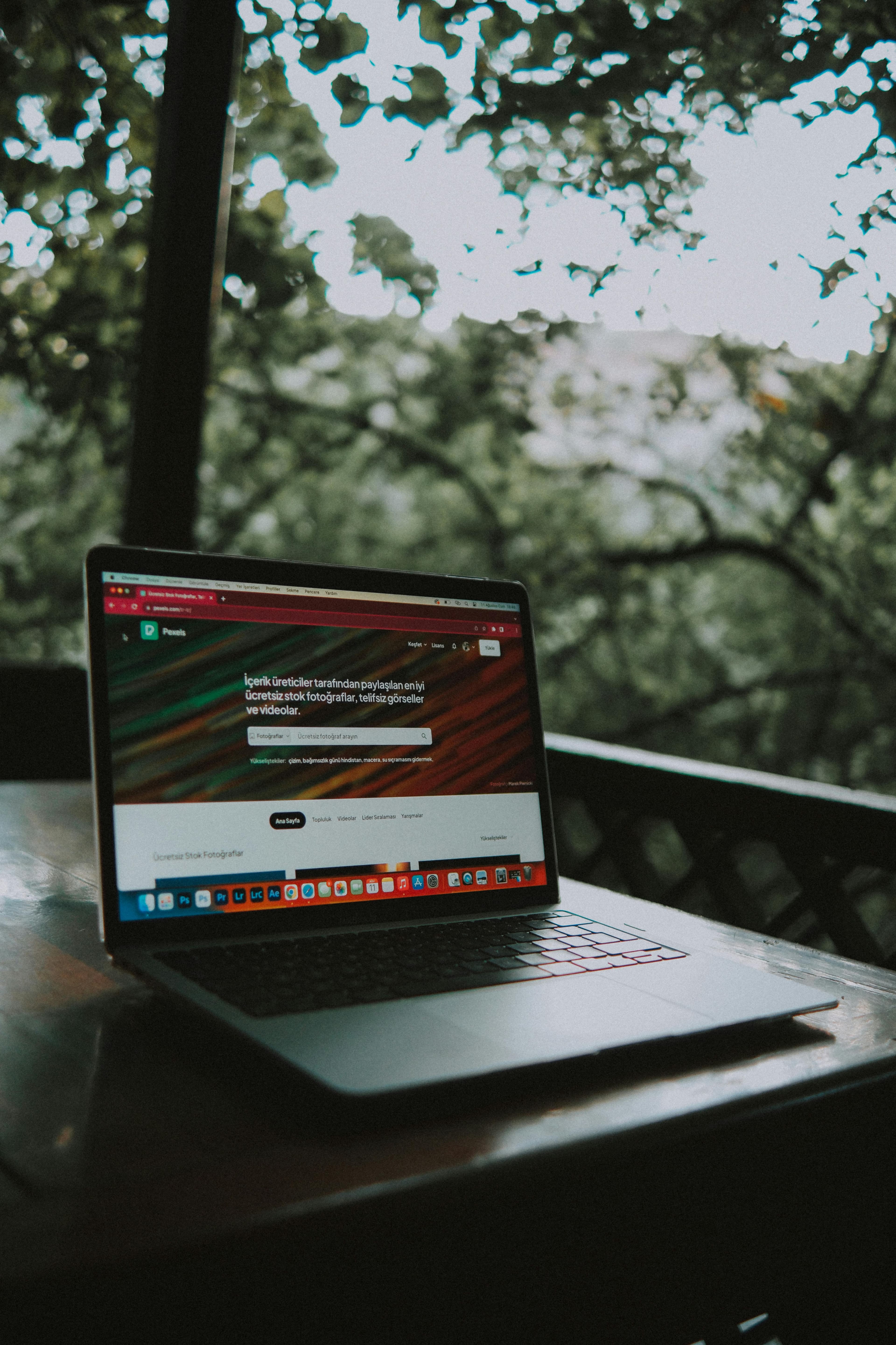 Why Most Business Websites Don’t Convert